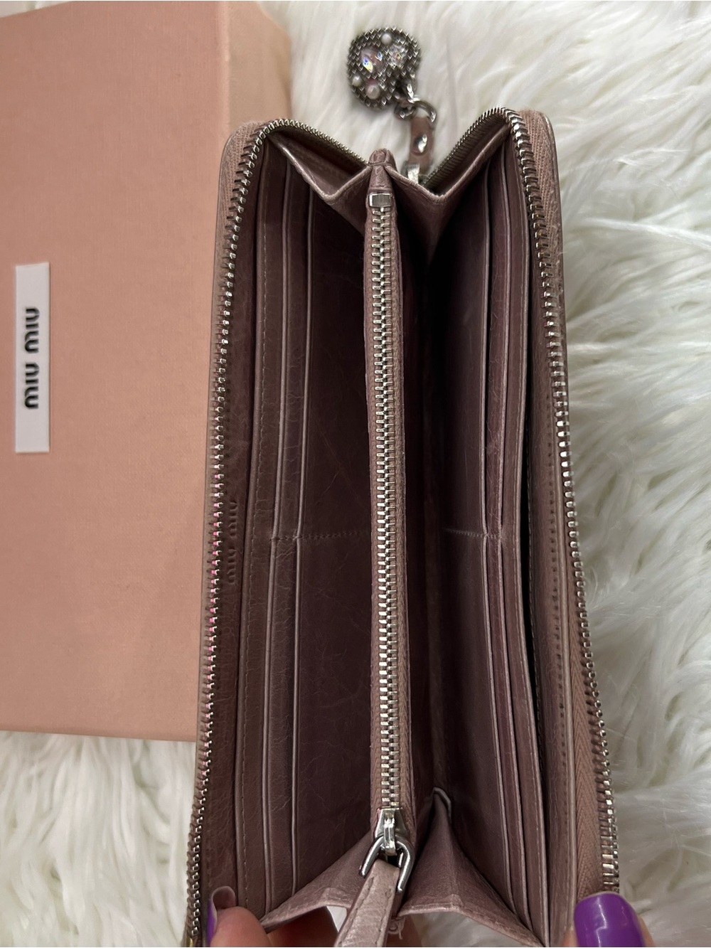 Miu Miu Pink Studded Leather Zip Wallet with Heart Charm - Picture 5 of 9